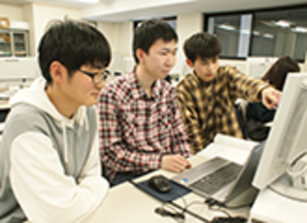 土浦こども情報ビジネス専門学校の特長２