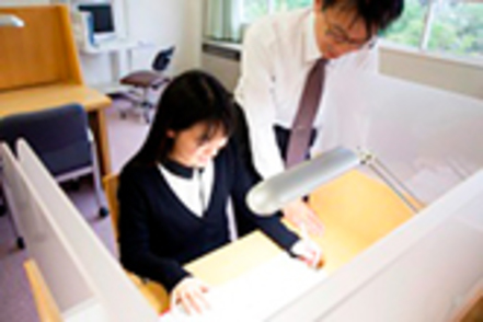 岐阜協立大学 PAC（発展職業プログラム）では、特に公務員試験のための学習をサポート