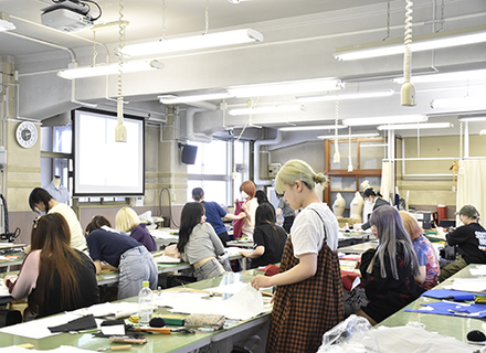 杉野服飾大学の特長１