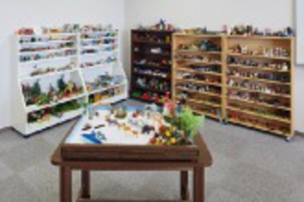 帝塚山大学 箱庭療法や心理テストでパーソナリティ把握などの実践的なカウンセリング技術を学ぶ