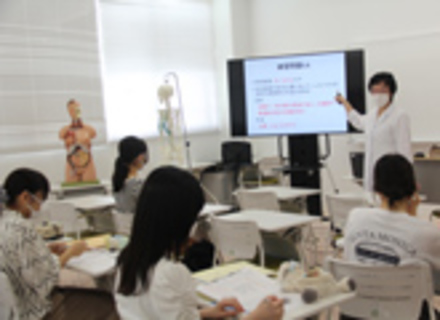 宮崎学園短期大学の特長１