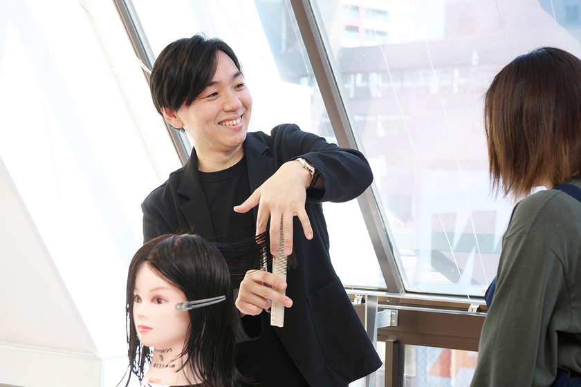 大阪ベルェベル美容専門学校の先生