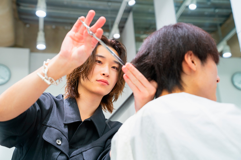 グラムール美容専門学校の卒業生