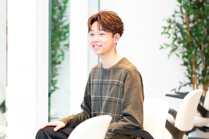 グラムール美容専門学校の学生