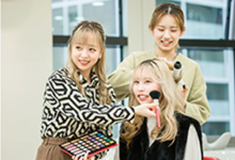 国際理容美容専門学校の風景