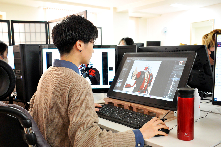 専門学校　札幌デザイナー学院の卒業生