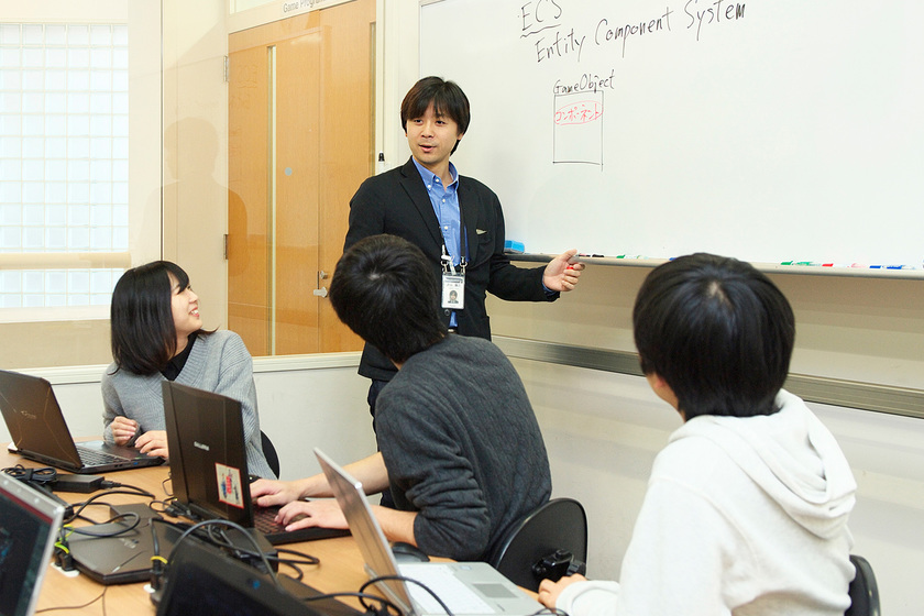 神戸電子専門学校の先生