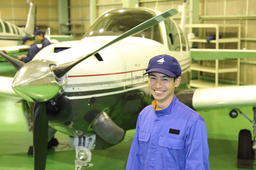 中日本航空専門学校の学生