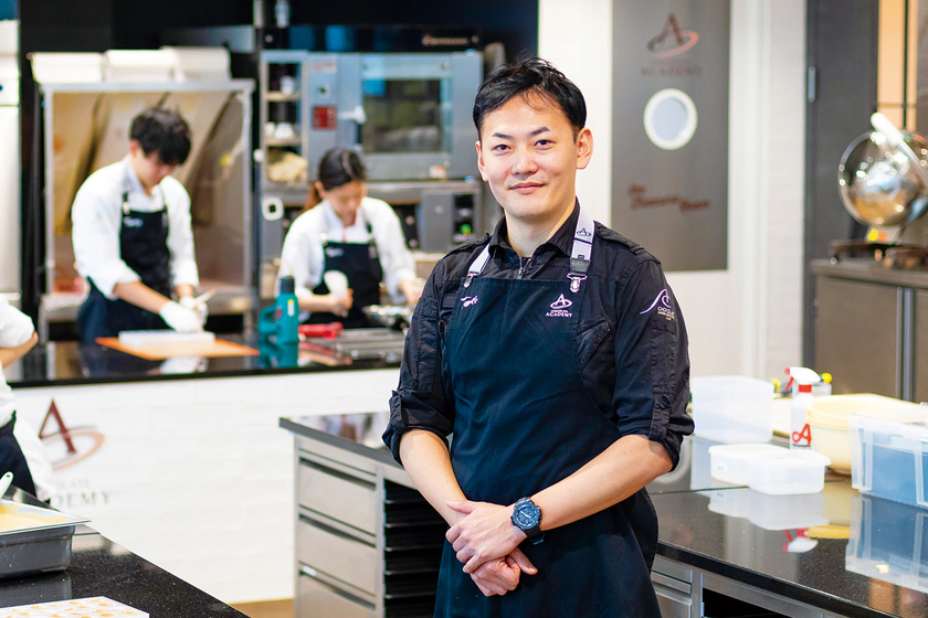 東京製菓学校の卒業生