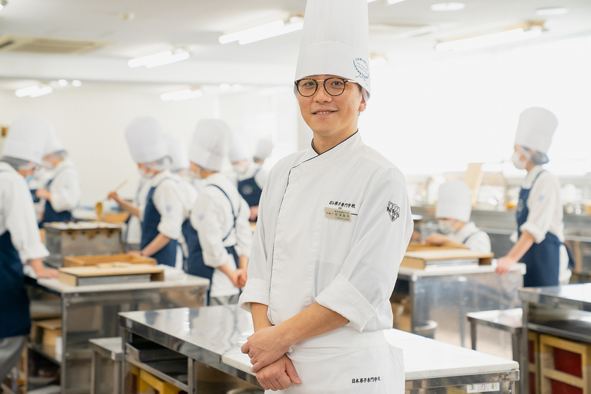 日本菓子専門学校の先生