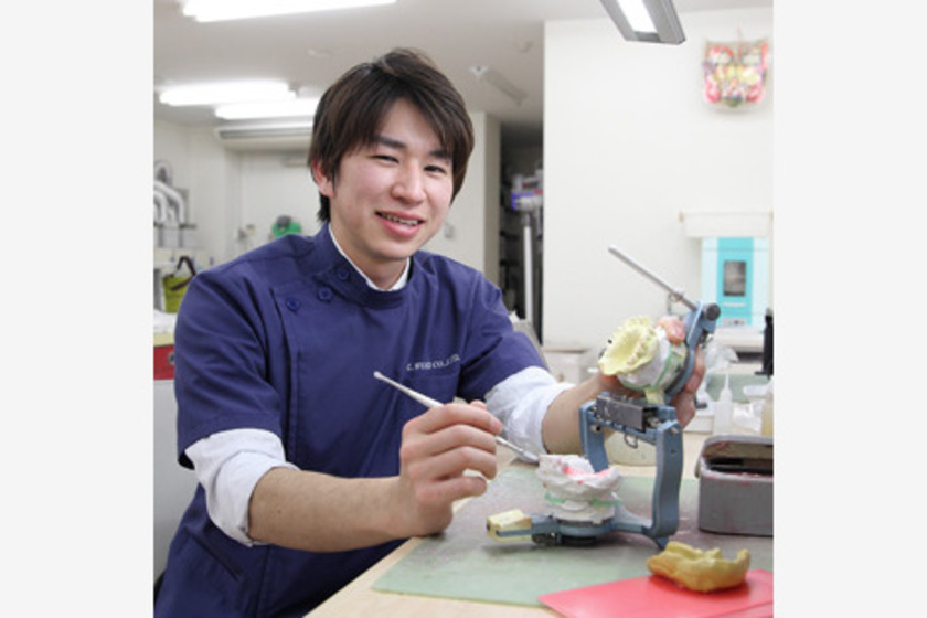 日本歯科学院専門学校の卒業生