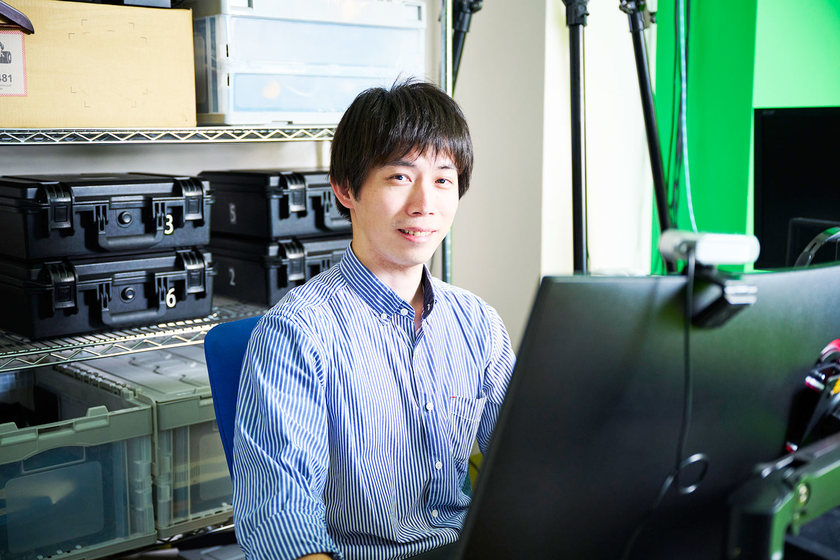 日本電子専門学校の先生