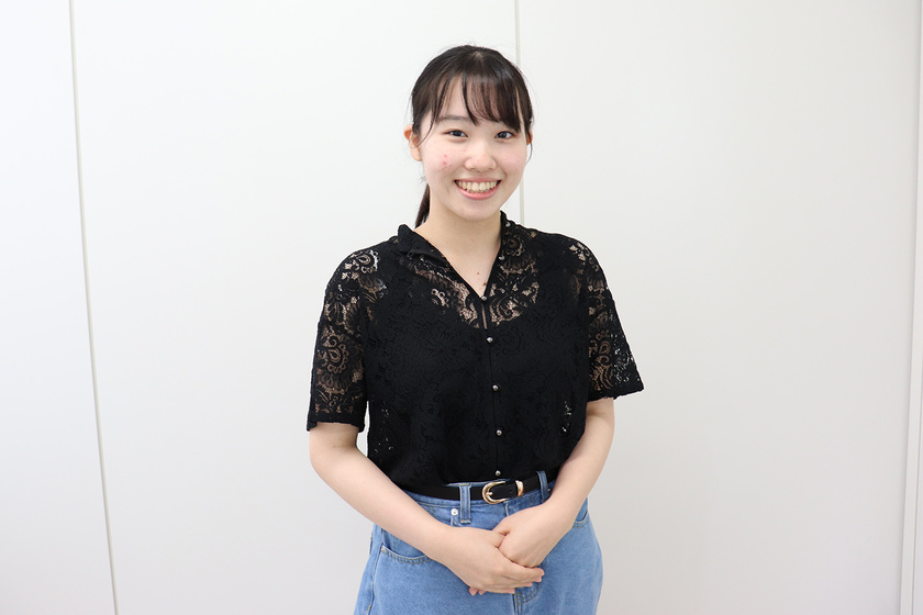 日本電子専門学校の学生