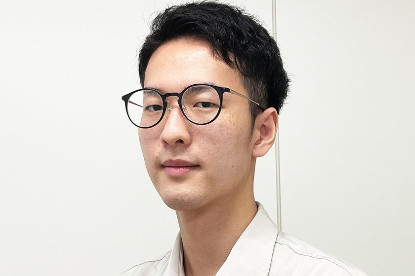 日本電子専門学校の学生