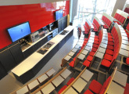 服部栄養専門学校の特長１