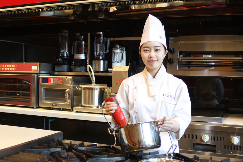 服部栄養専門学校の学生