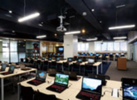 北海道情報専門学校の特長３