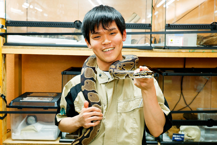国際動物専門学校の学生