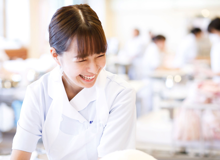 専門学校　愛知保健看護大学校の特長１