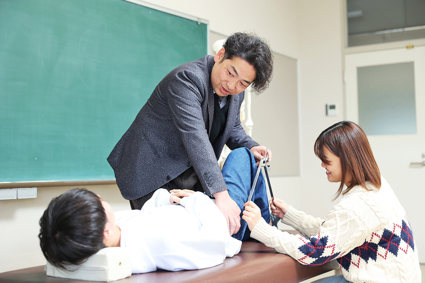 徳島医療福祉専門学校の先生