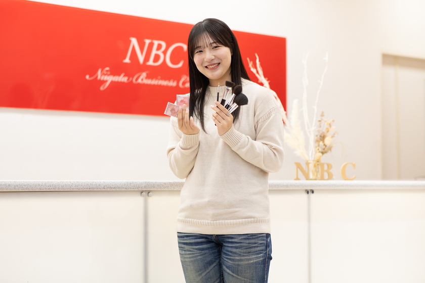 新潟ビジネス専門学校の学生