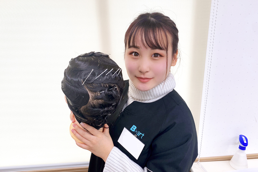 大阪ビューティーアート専門学校の学生