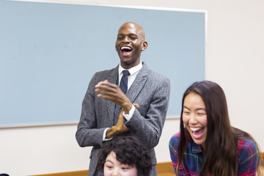 神田外語学院の先生