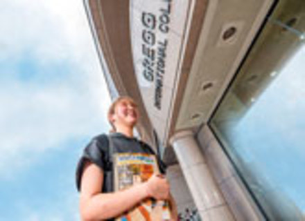 グレッグ外語専門学校横浜校の特長２