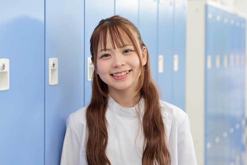 大阪中央理容美容専門学校の学生