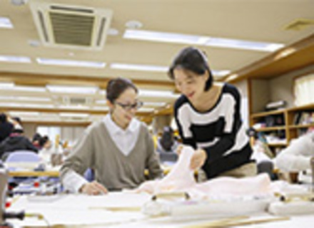 辻村和服専門学校の特長１