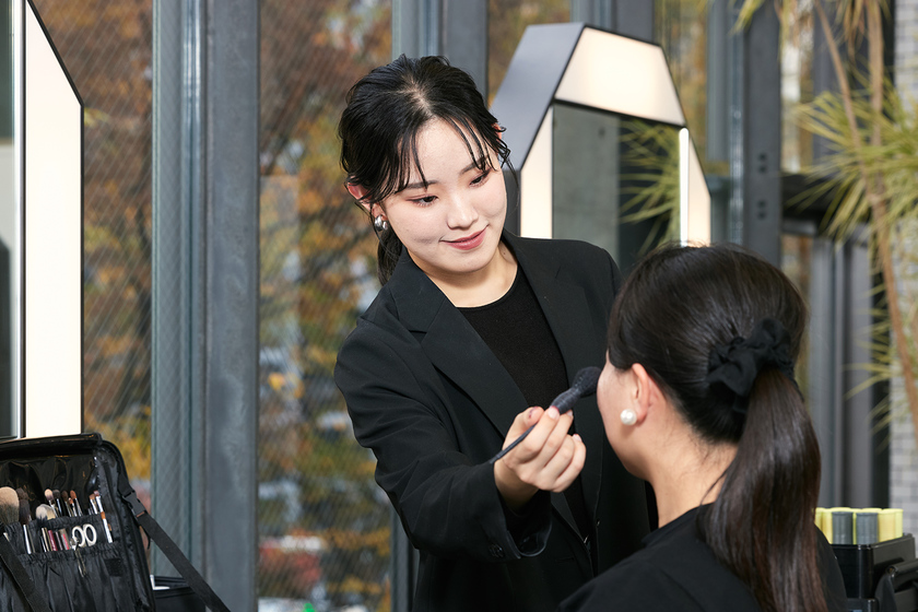 大阪ブライダル専門学校の卒業生