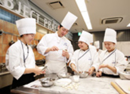 大阪調理製菓専門学校ｅｃｏｌｅ　ＵＭＥＤＡの特長３