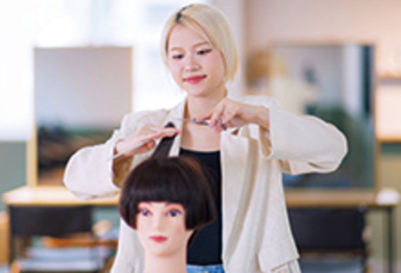 専修学校　ビューティーモードカレッジの風景