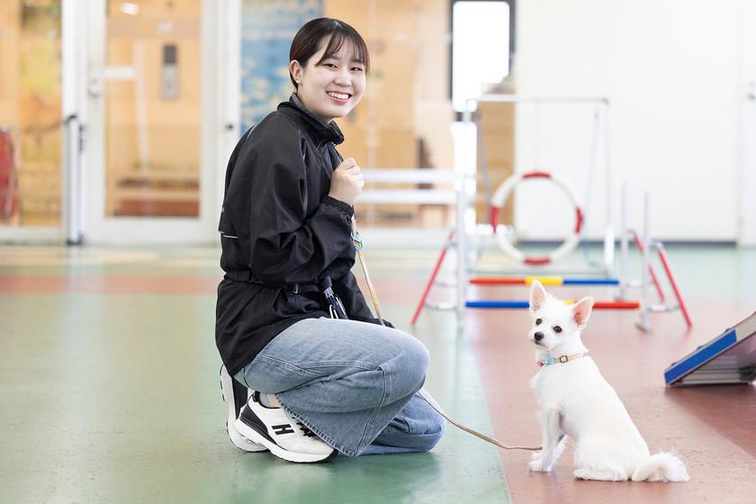 大阪ＥＣＯ動物海洋専門学校の学生