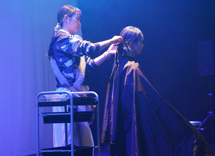 中日美容専門学校の特長２