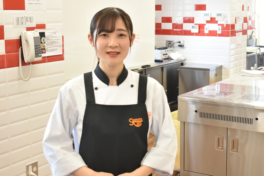 名古屋スイーツ＆カフェ専門学校の学生