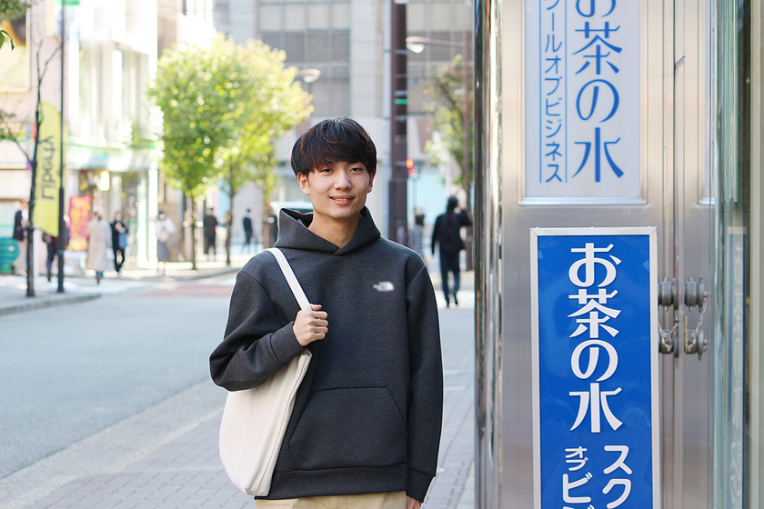 専門学校お茶の水スクール・オブ・ビジネスの学生