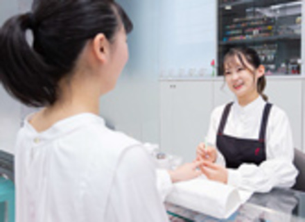 専門学校穴吹ビューティカレッジの特長１