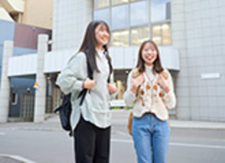 せいとく介護こども福祉専門学校の特長１