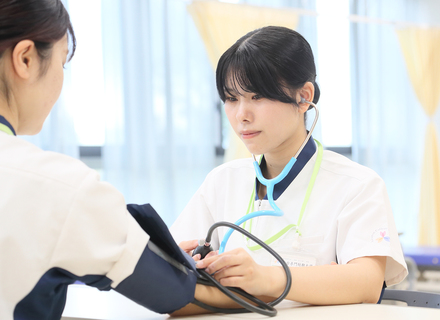 仙台赤門短期大学の特長１