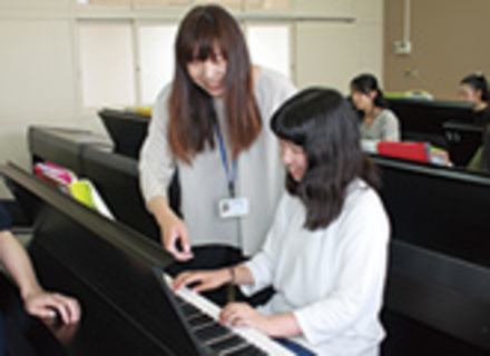 岩国短期大学の特長２