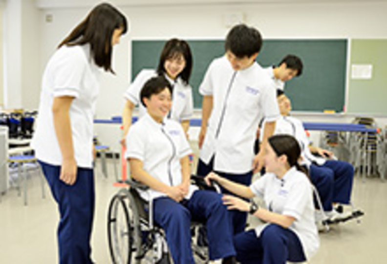 広島医療保健専門学校の風景