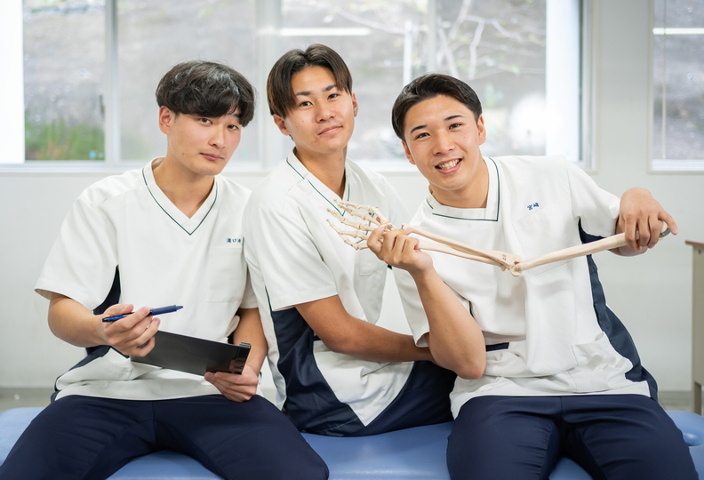 こころ医療福祉専門学校の風景