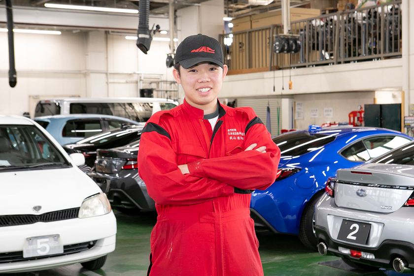 専門学校北海道自動車整備大学校の学生