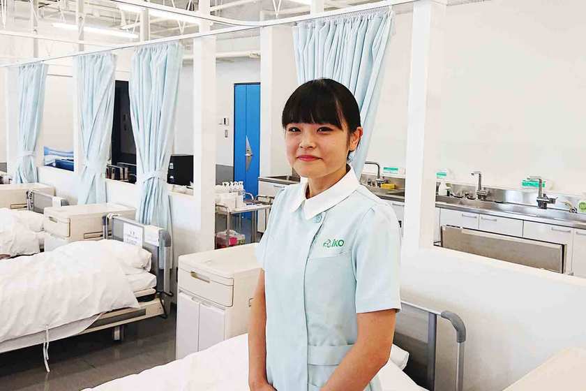 首都医校の学生