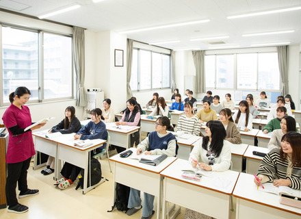 藤華歯科衛生専門学校の特長１