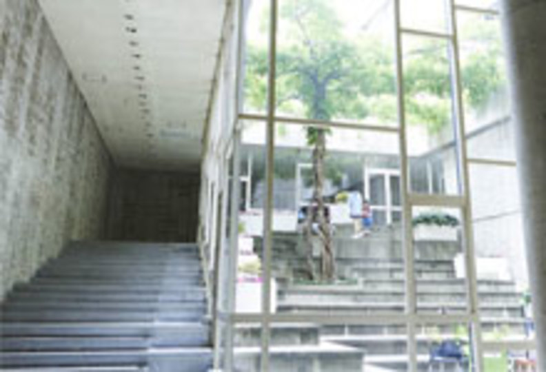 大阪芸術大学附属大阪美術専門学校の風景