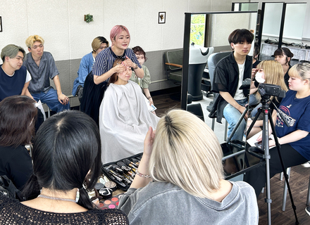 長岡美容専門学校の特長２