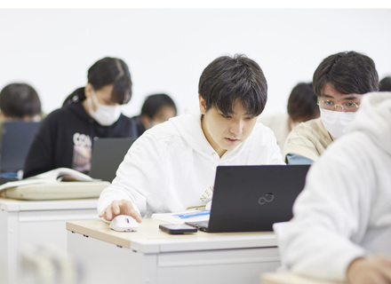 東京情報デザイン専門職大学の特長３