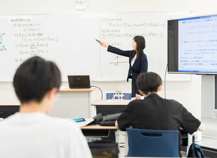 中央ＡＩ専門学校の特長２
